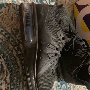 Nike women’s air max